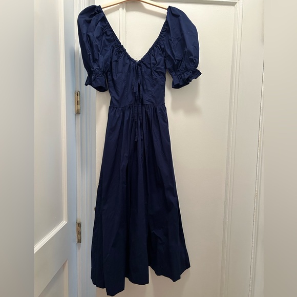 Elegant Navy Midi Dress - Picture 2 of 5